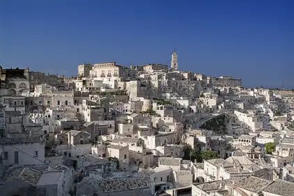 Basilicata is a landscape of mountain ranges, forested valleys and villages hewn from rockface.© vtrematerra-fotolia.com