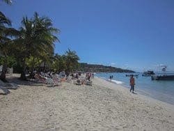 Moving to Roatán allowed Helen to maintain her career, as well as enjoy her life in paradise.