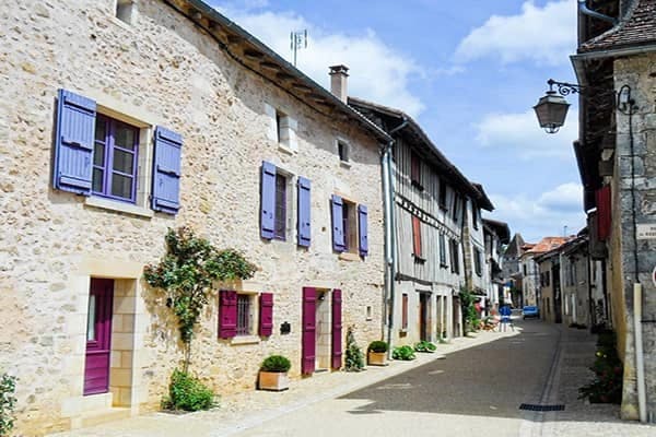 The medieval village of Saint-Jean-de-Côle in the north of the Dordogne is officially classified as one of the most beautiful villages in France.