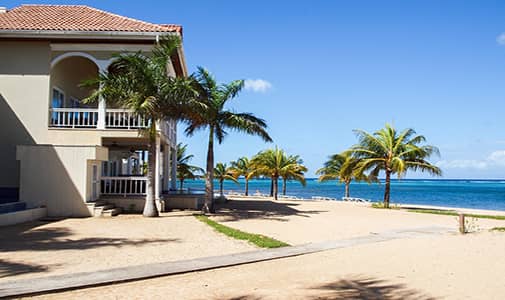 5 Best Affordable Caribbean Islands to Live On...and 2 to Avoid - IL